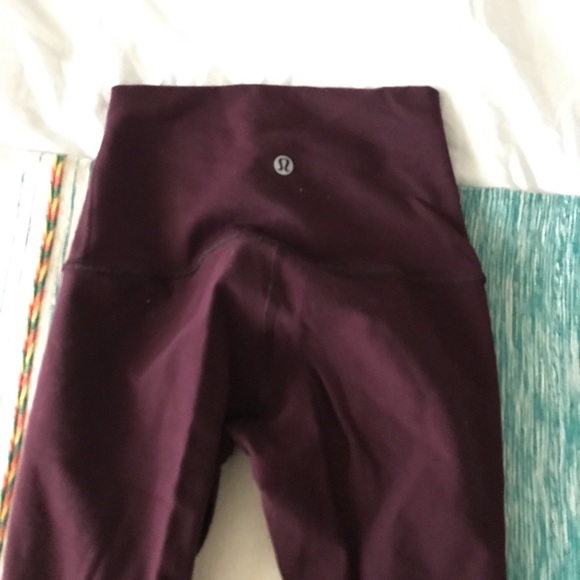 Lululemon - Picture 2 of 3
